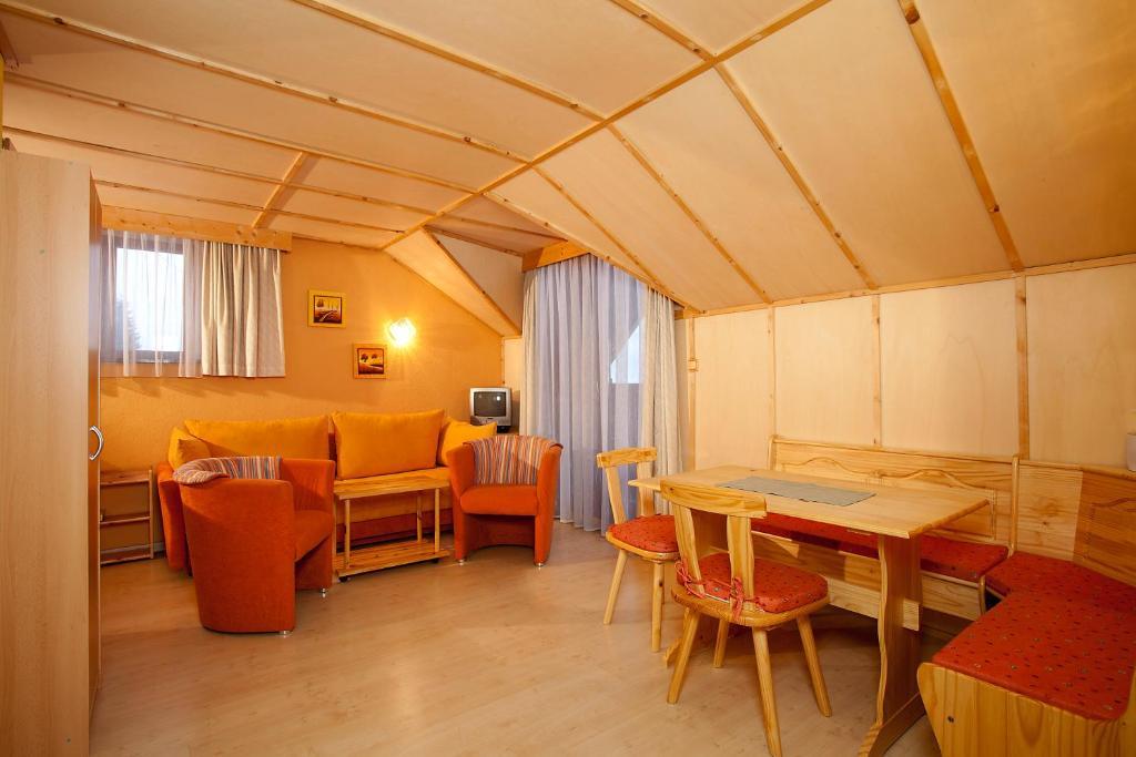 Appartement Aurora Лангенфельд Номер фото